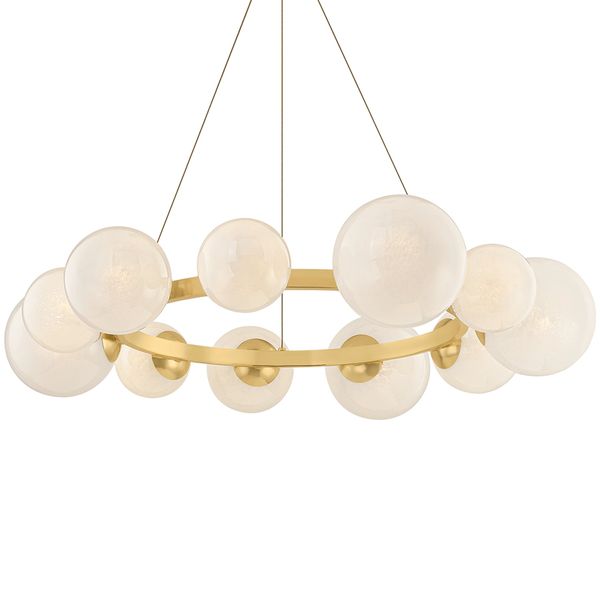 Lampa wiszaca o klasycznym wykonczeniu z lyagodnym konturem w odcieniu bieli